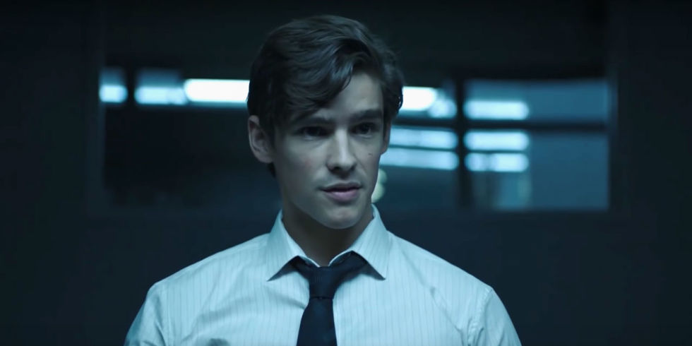 Titans | Brenton Thwaites da detalhes sobre o vilão e sua transformação em Asa Noturna