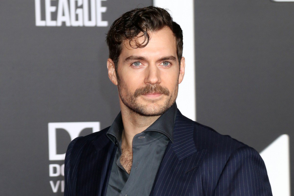 HQ+ | Henry Cavill será Sherlock Holmes nos cinemas!