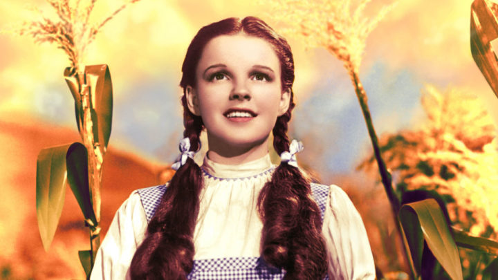 Renee Zellweger fala sobre abusos que Judy Garland sofreu durante as gravações de ‘Wizard of Oz’