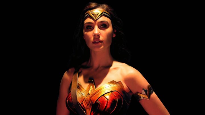 Gal Gadot diz que gostaria que o próximo filme de Mulher Maravilha fosse nos dias atuais