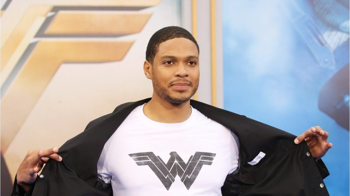 Ray Fisher diz que foi coagido por Geoff Johns durante as refilmagens de ‘Liga da Justiça’