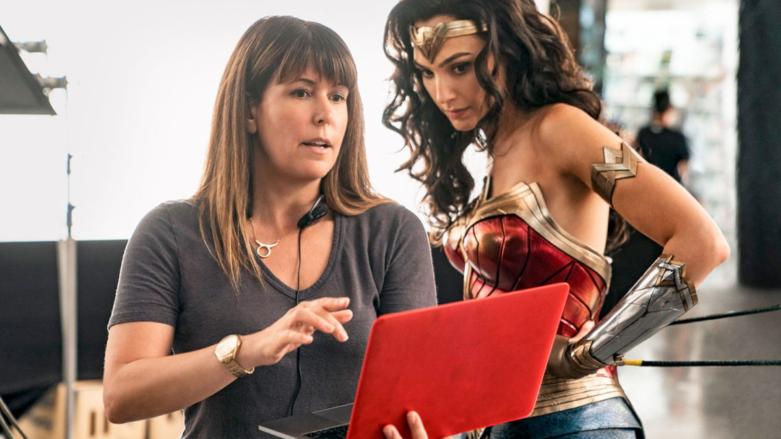 Patty Jenkins diz que quase desistiu de ‘Mulher-Maravilha 1984’ por conta de diferenças salariais