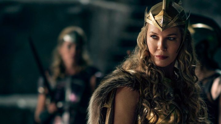 Connie Nielsen diz que Zack Snyder prometeu trazer sua versão sobre a história das Amazonas para o ‘Snydercut’